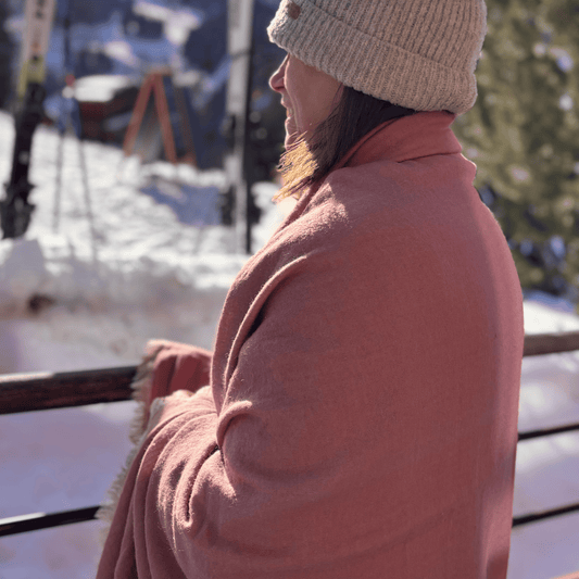 Merino Wool Throw in Dusky Pink